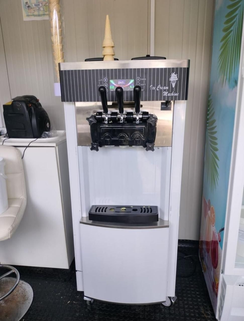 Masina Inghetata 28L/H Stradala Mare Compresor Panasonic