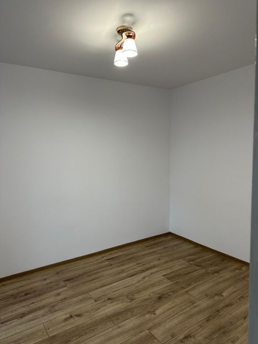 Apartament 2 camere de inchiriat nemobilat