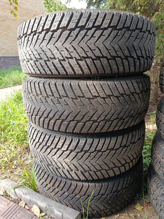 Капсен как новый 215 60 р16