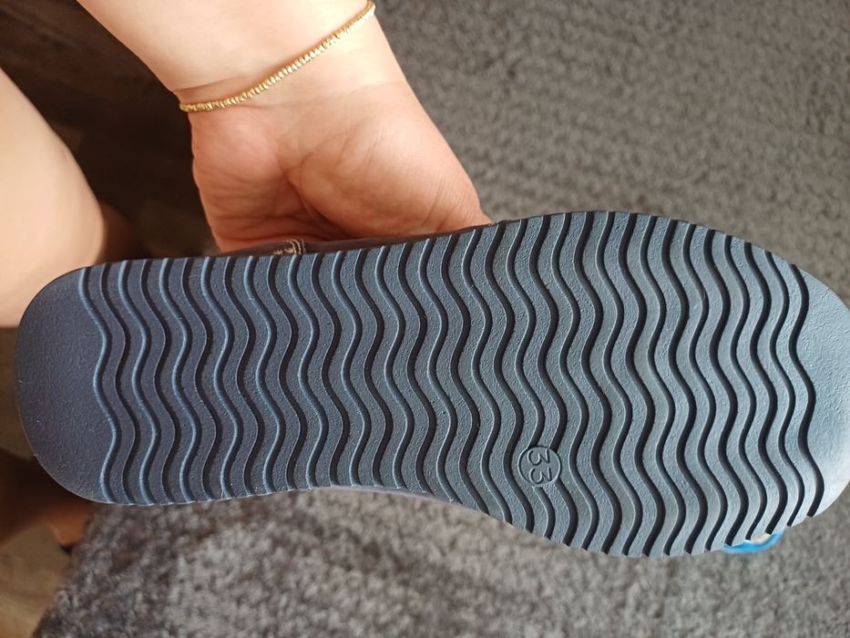 Сандали и обувки за момче