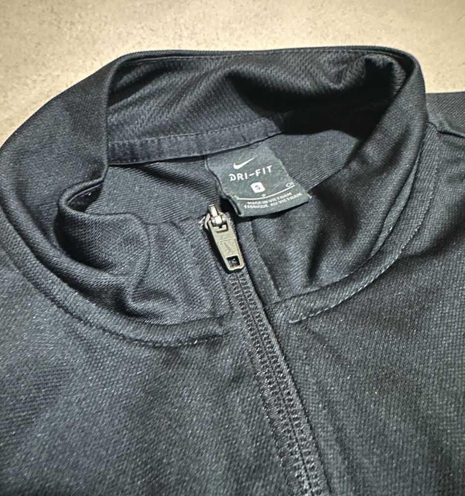 Nike спортен екип