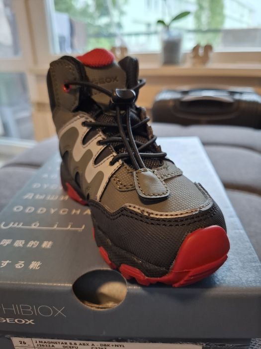 Нови детски боти, 26 размер - Geox Men's J Magnetar Boy B ABX Trainer