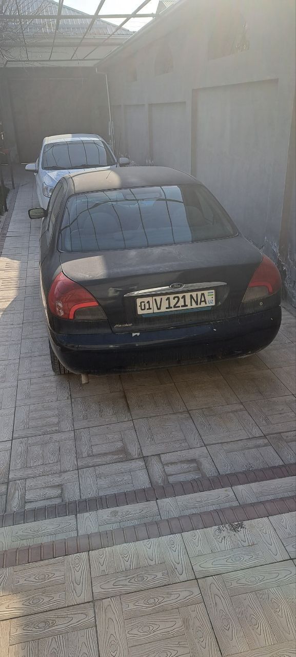 FORD MONDEO в хорошем состоянии