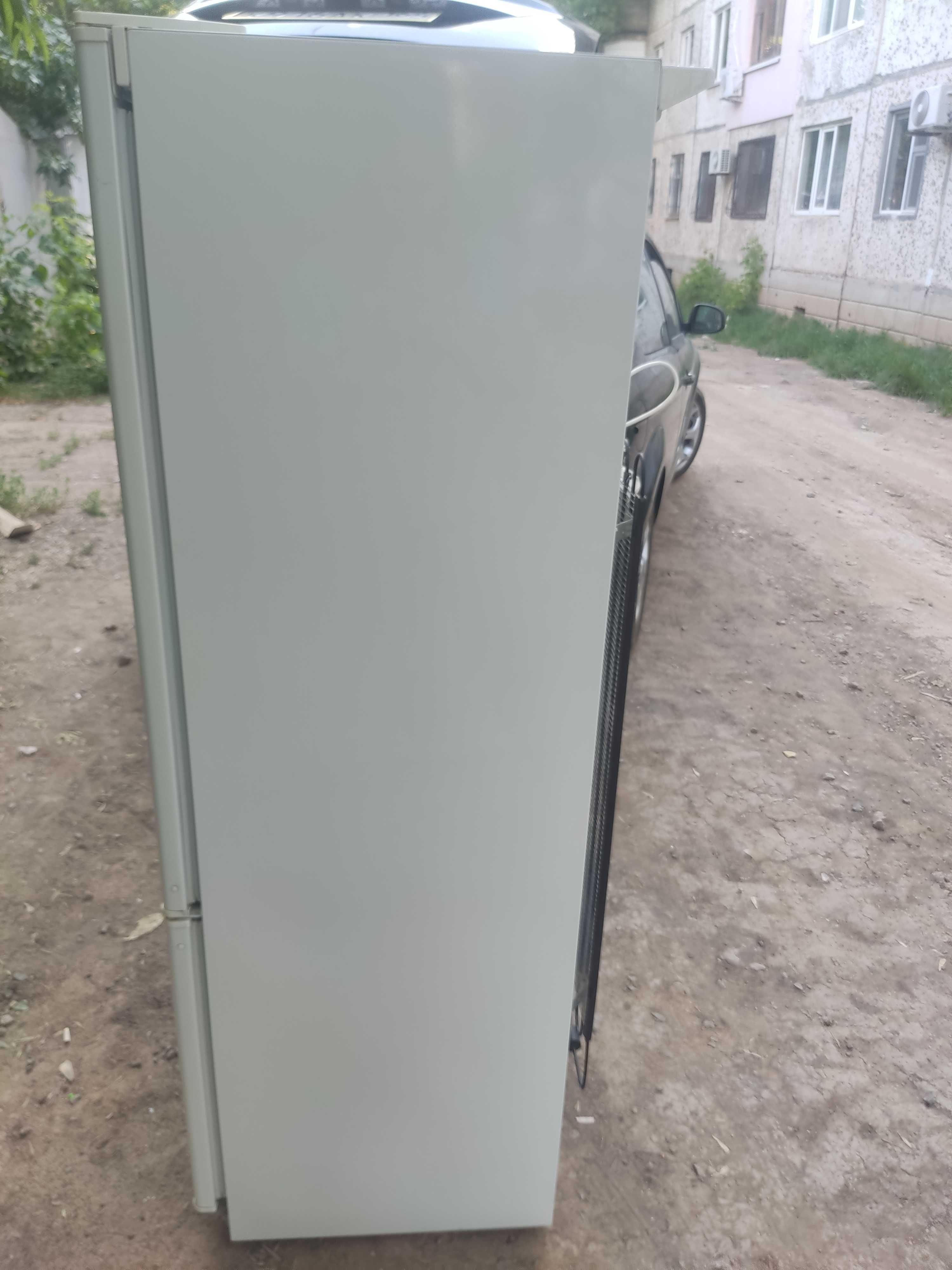Холодильник Pozis(160cm.)