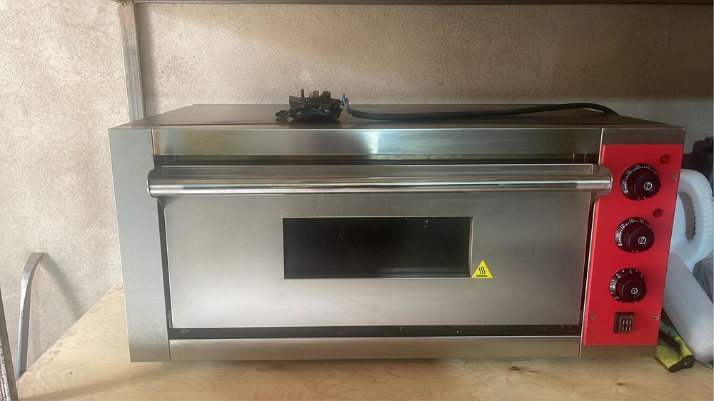 Печь, духовка продам 150000