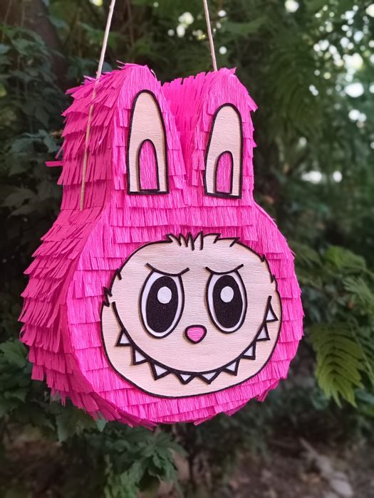 Яркие пиньяты  ручной работы