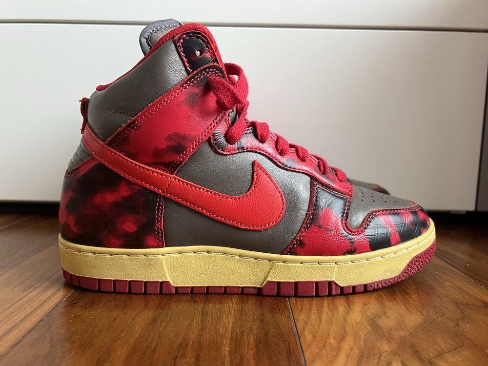 Маратонки- Nike dunk high “Red acid wash 95”