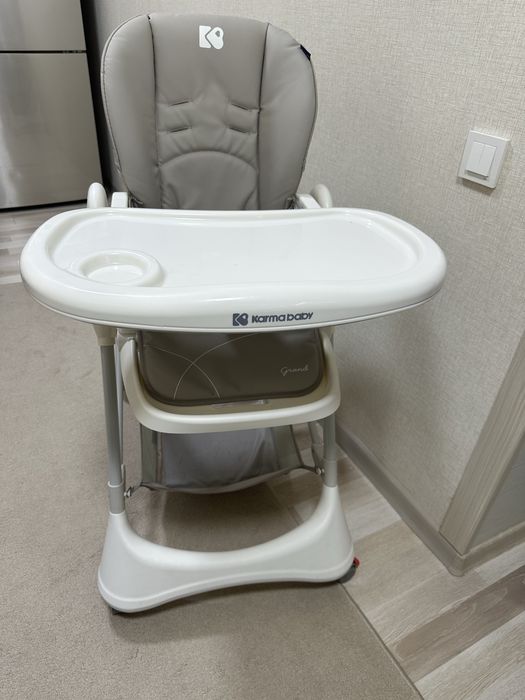 Детский стульчик для кормления