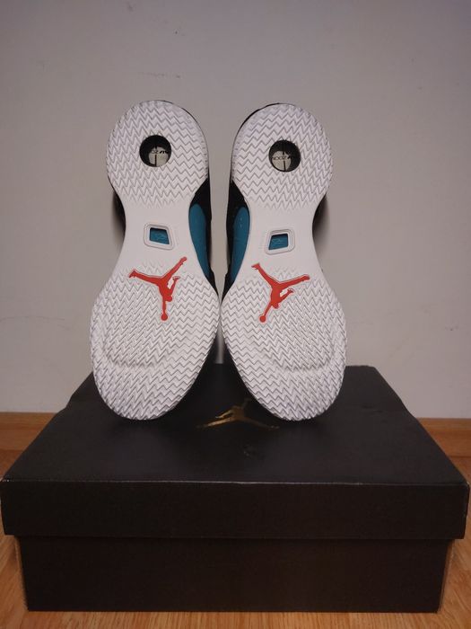 Adidasi Jordan XXXVI barbati