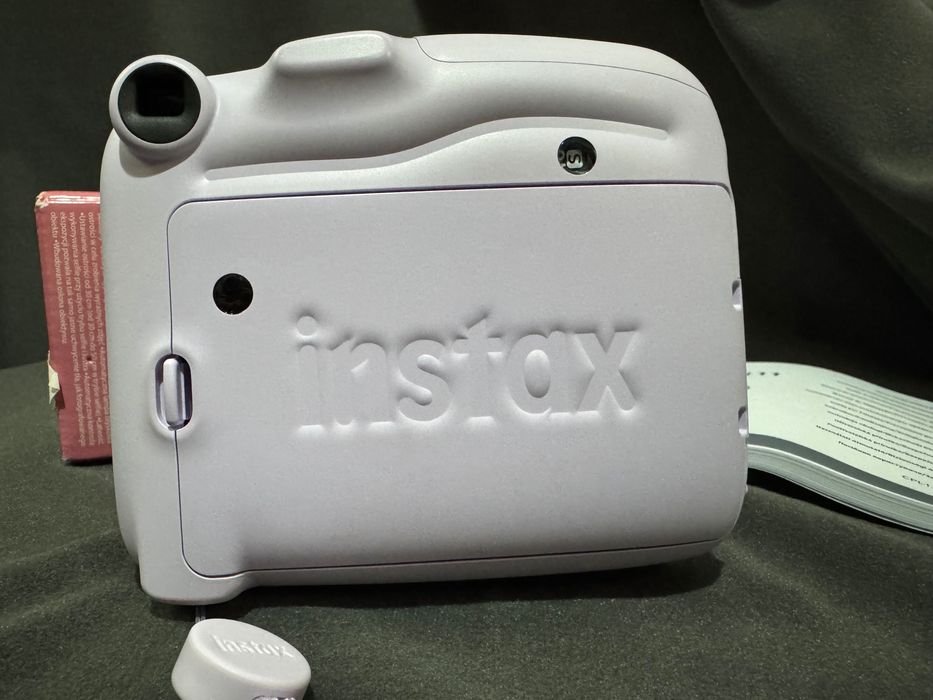 Fujifilm Instax mini 11 полароид ПРОДАНО