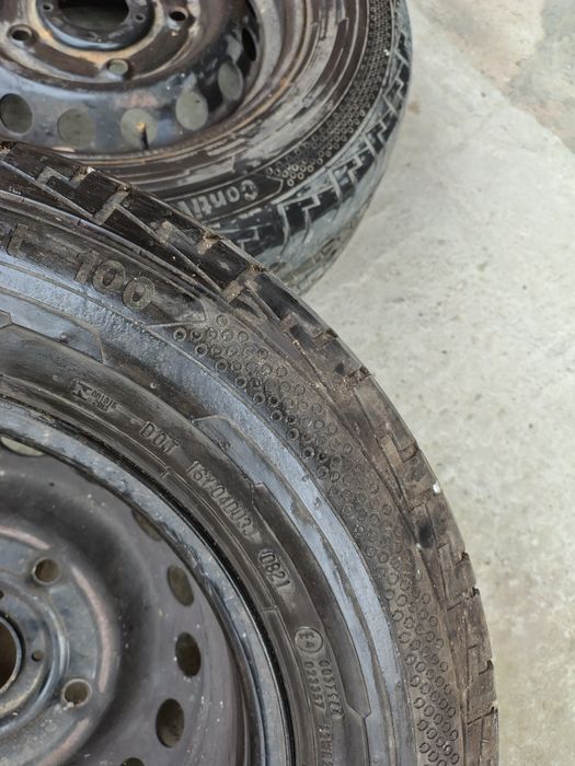 Vând 4 roti Ford transit custom R15