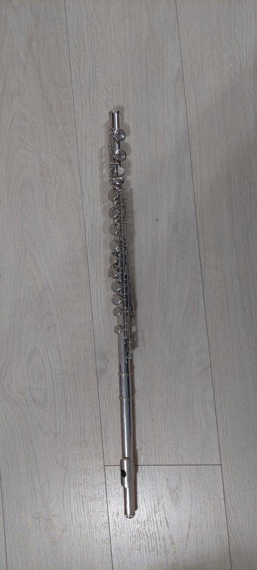 Vând flaut classic cantabile