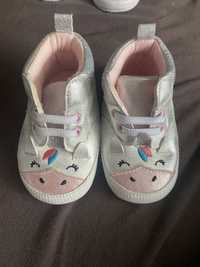 Обувки за бебе - 3 броя