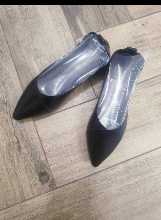 Pantofi noi de dama masura 36