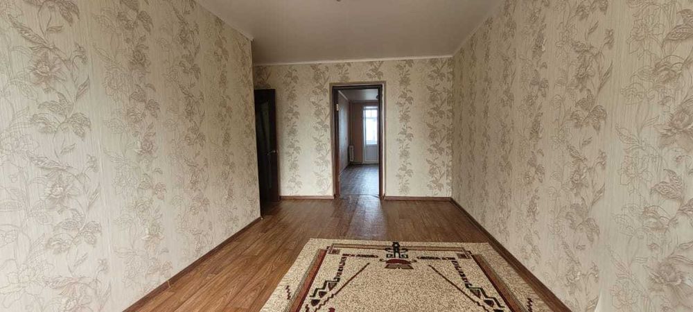 3-комн. квартира, 58.3м², 4/5 этаж р-н Военный городок, ул. Садовая