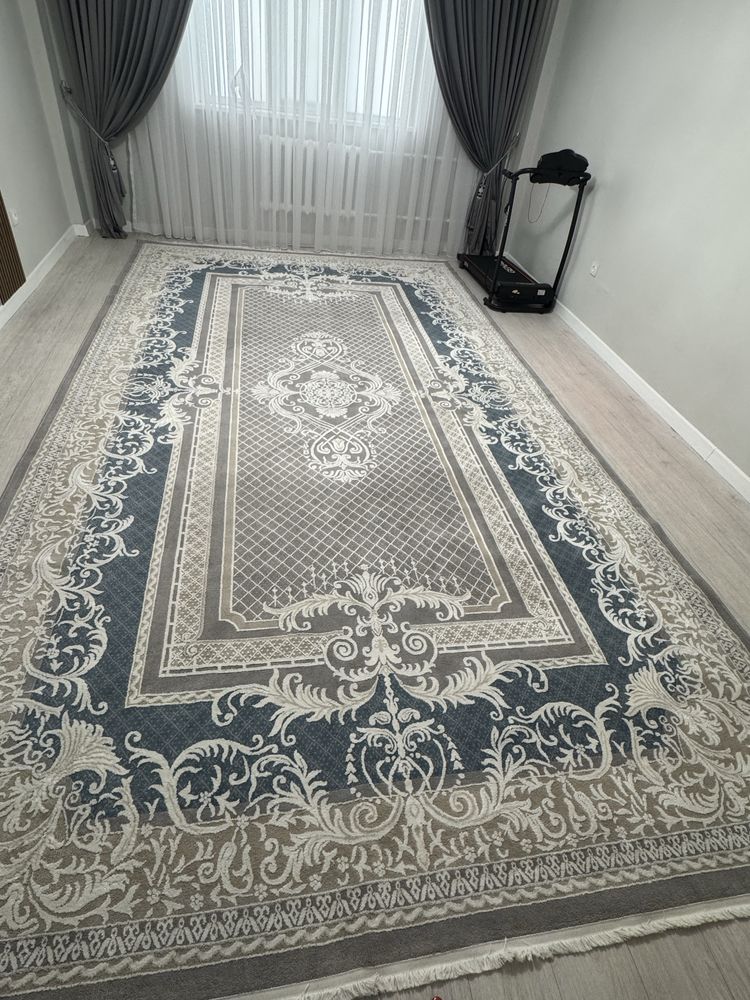 Ковер 3*5 отличнгм состояний