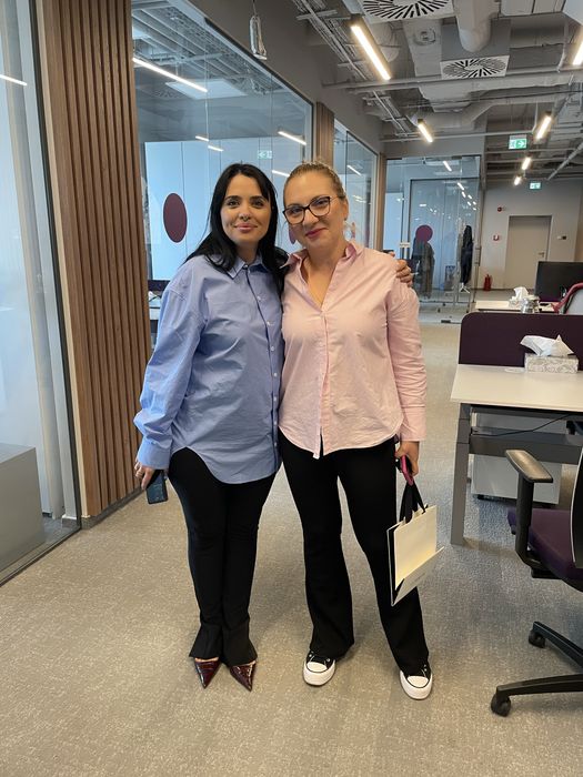 Haina blana artificiala