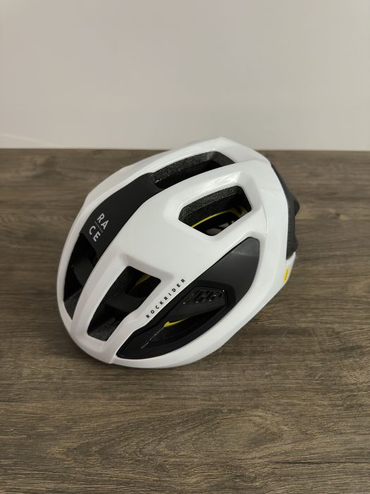 Casca ROCKRIDER XC RACE cu tehnologie Mips