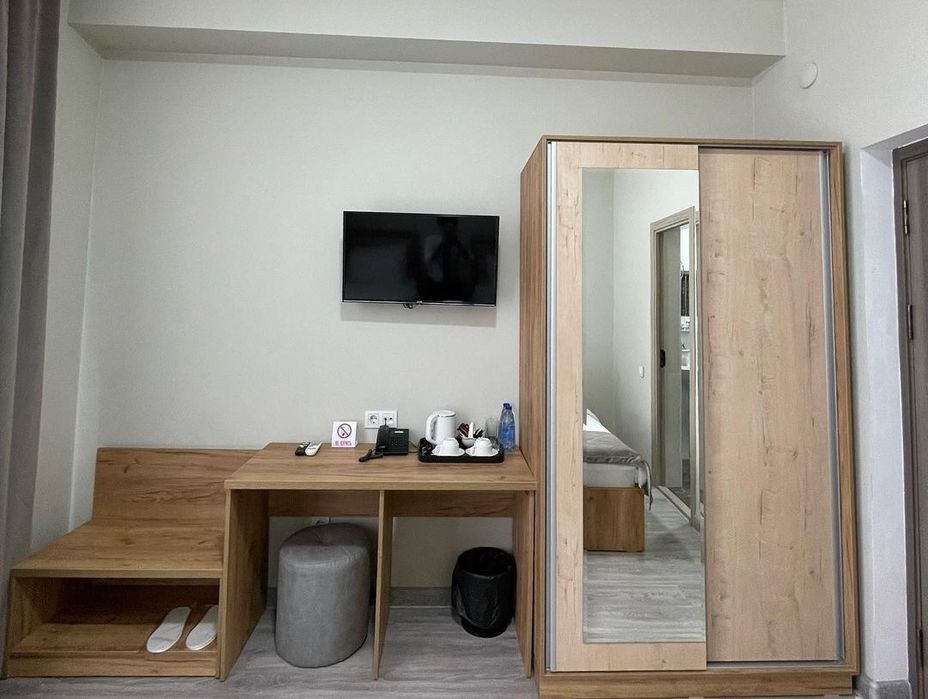 Срочно! Продажа действующий гостиница 14 номеров, в Мирабаде.