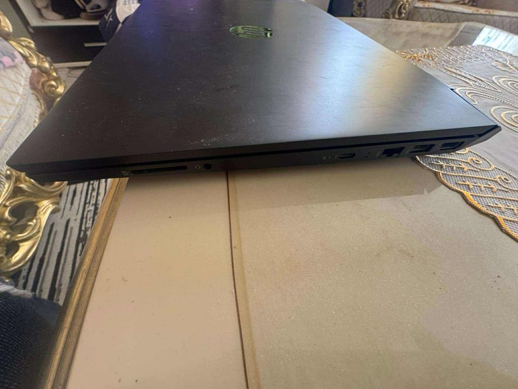 HP Pavilion 15 - геймърски лаптоп