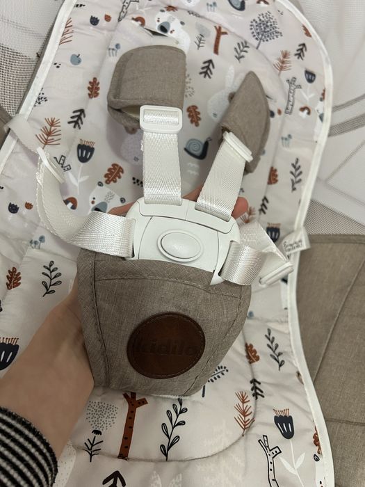 Leagăn electric cu 5 trepte de viteză