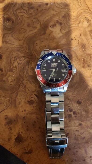 Швейцарские часы "Invicta"