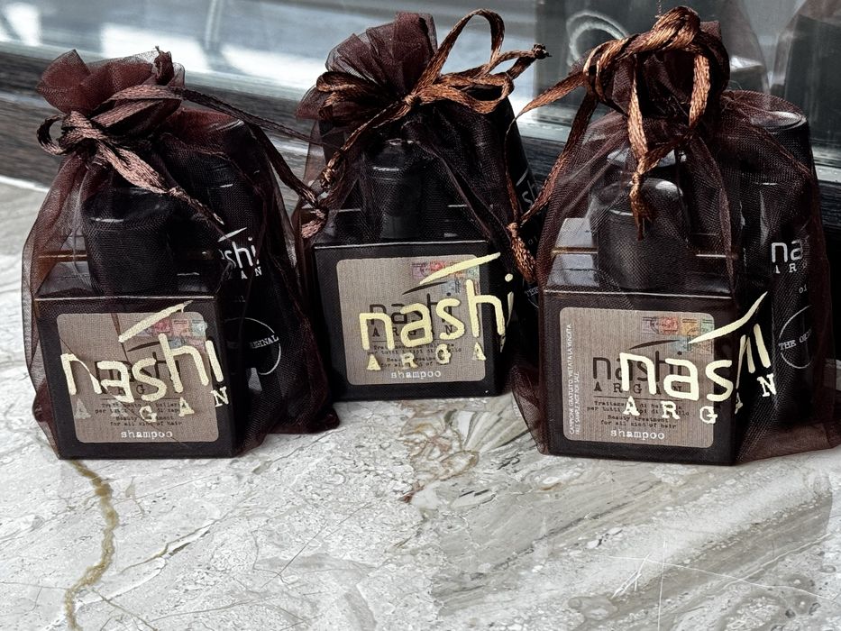 Комплект за коса Nashi - шампоан, балсам и олио за коса