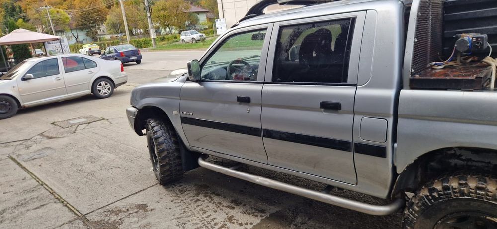 Vand Mitsubishi L200