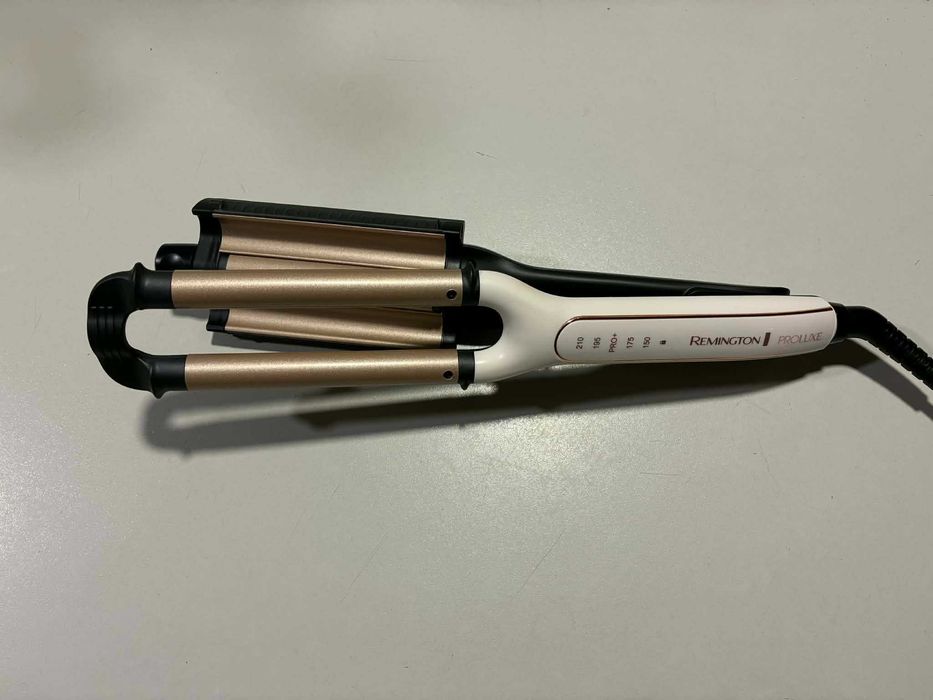 Преса за коса Remington Proluxe 4 in 1