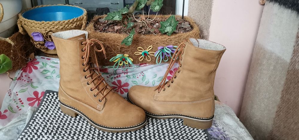 Ботуши от естествена кожа 41н.