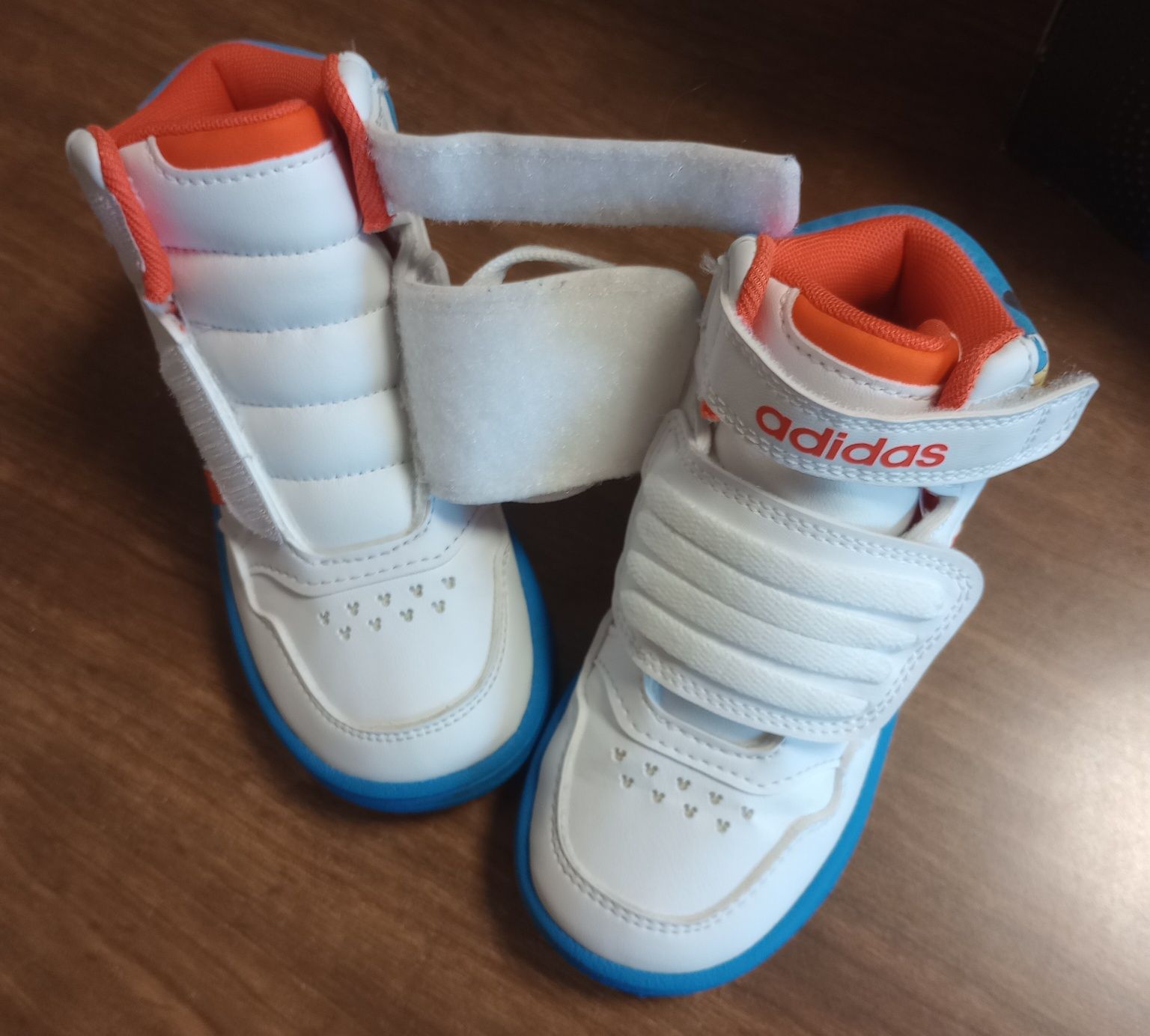 Високи маратонки Adidas Disney