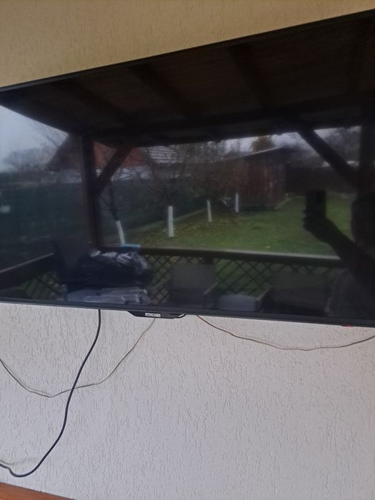 Se vinde 2 televizoare