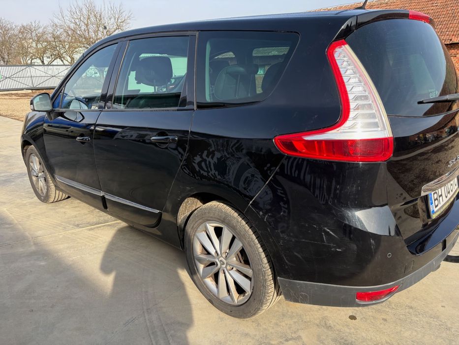 Renault Scenic - 1.6 dci - 130 CP - 2012