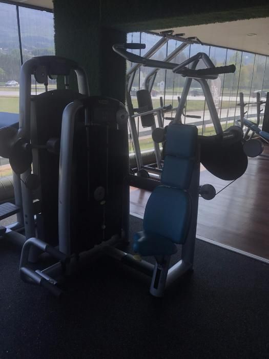 Фитнес уред Technogym Vertical Traction