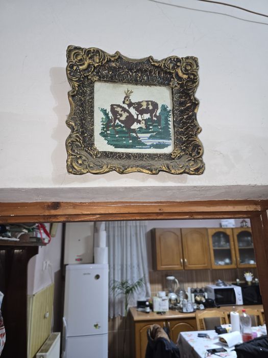 Vand tablouri goblen facut manual cu rama lemn sculptata manual