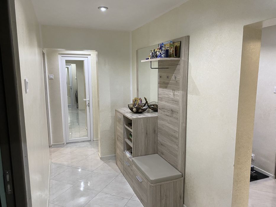Vand apartament 4 camere