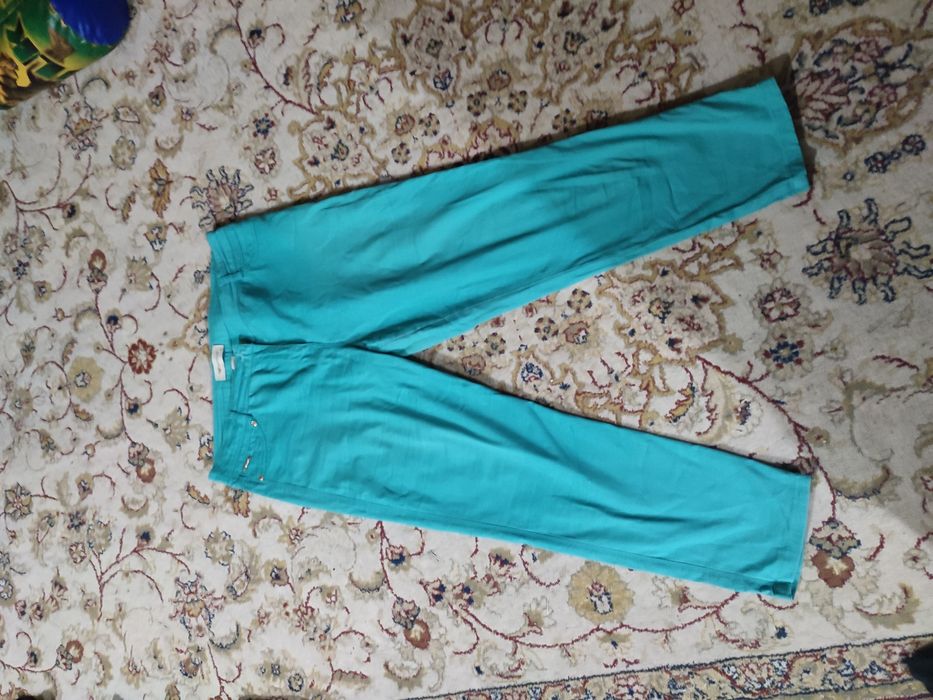 Отдам даром одежду