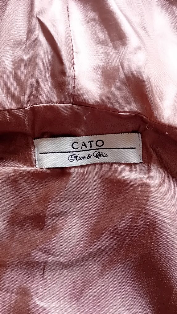 Vând veste dama CATO, ambele 40 ron