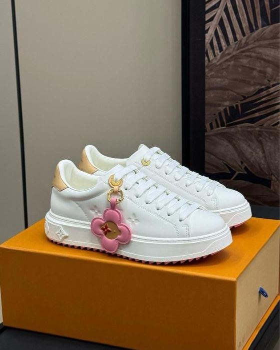 Дамски кец Louis Vuitton ,100% естествена кожа