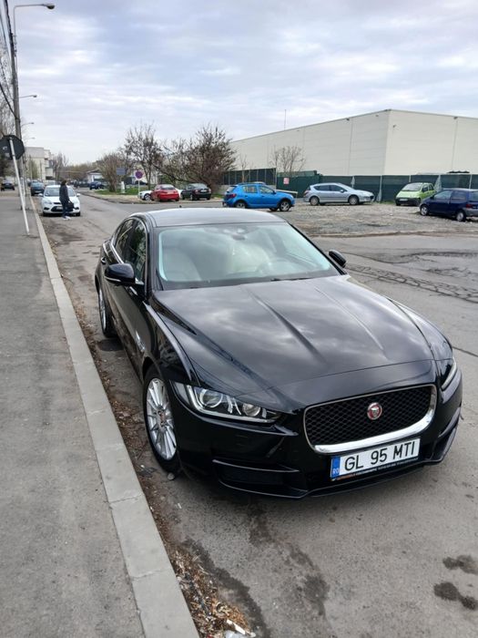 Vând jaguar xe 2016