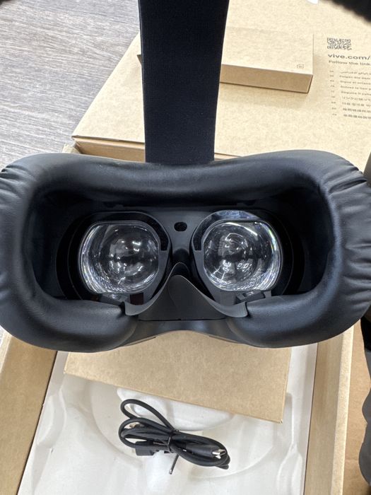 Ochelari VR HTC Vive Focus Vision 128GB