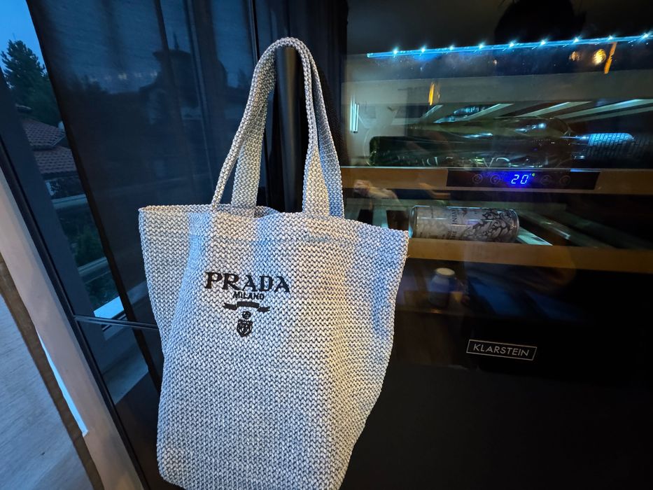 Нова сламена оригинална чанта Prada