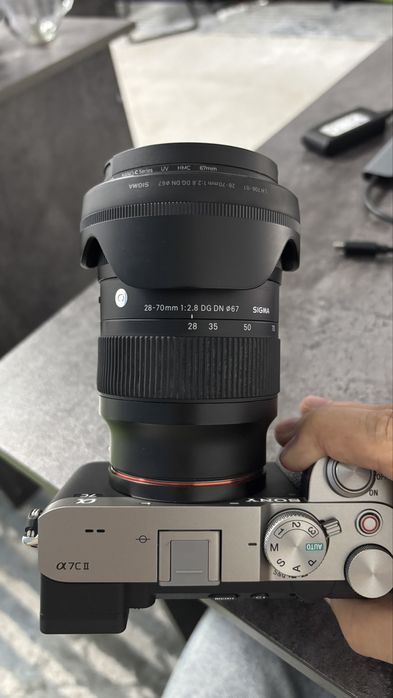 Срочно сатылады. Sony A7 C2. 28-70mm f2.8 Sigma. 70-180mm f2.8 Tamron