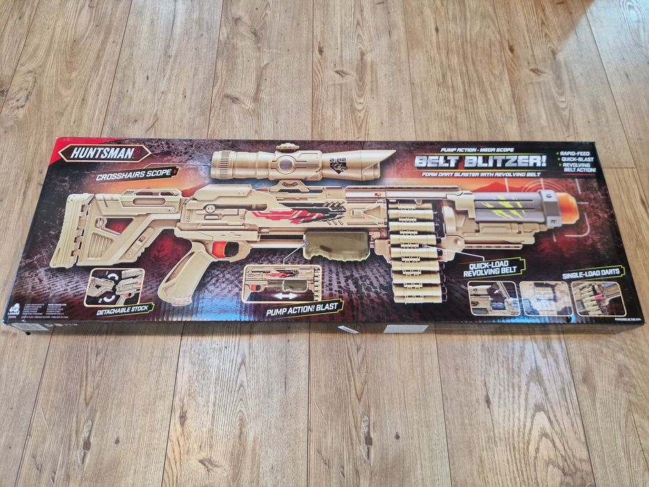 Idee cadou: Pusca cu luneta si 18 sageti din burete,similar Nerf