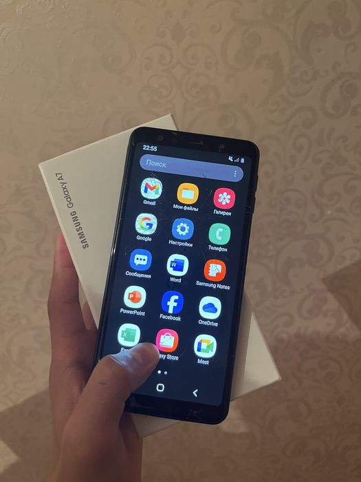 Самсунг А7 64гб