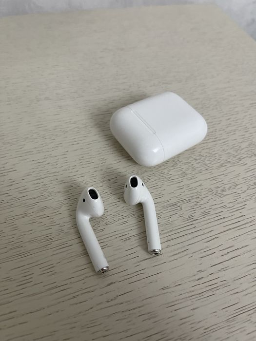 Продам AirPods 2 Original