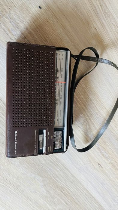 Radio portabil Panasonic R218 DD  vintage classic De Colectie 1970