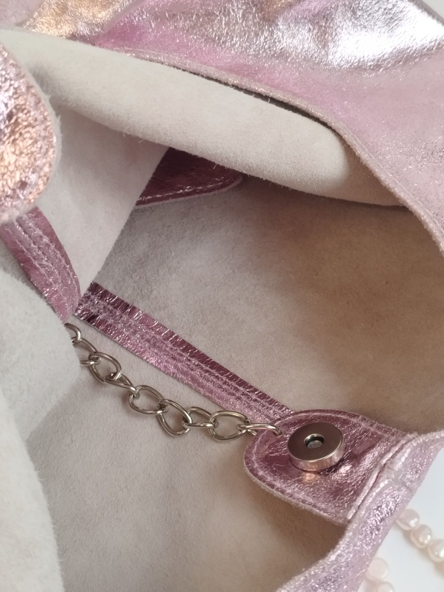 Италианска дамска чанта естествена кожа,guess, Ralph