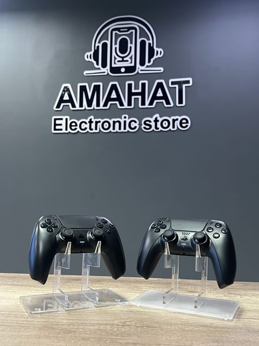 Игровой контроллер Sony Dualshock 4 v2 черный