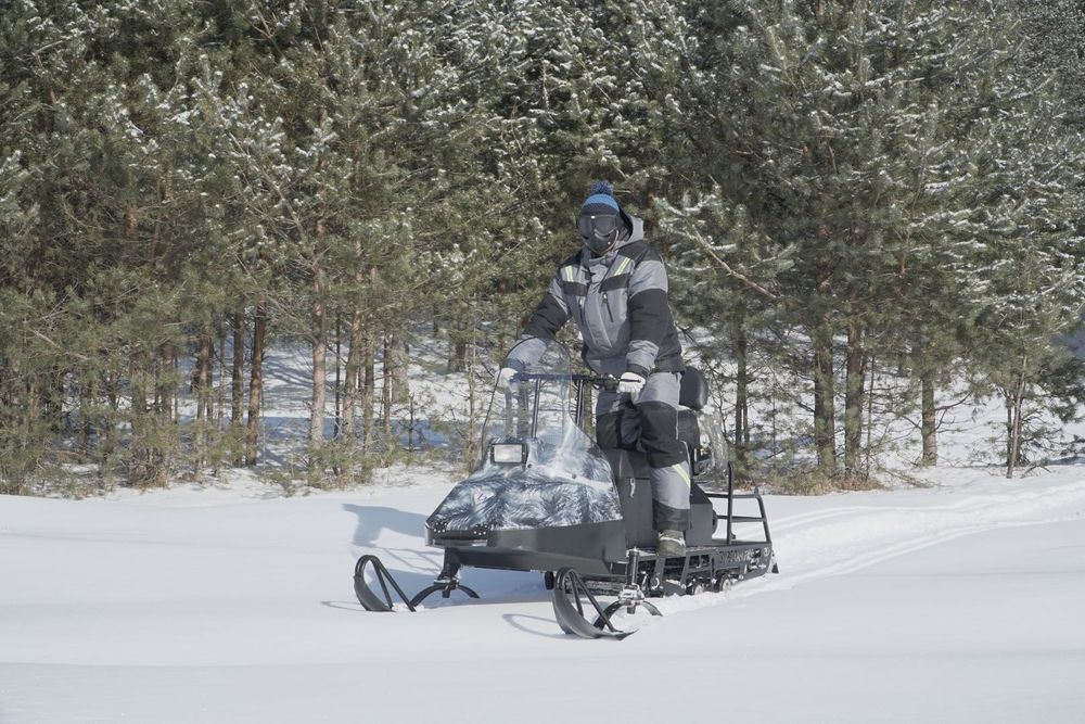 Снегоход Бурлак-М Егерь Centro Экспедитор 15 л.с.
